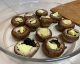 A picture of step 2 of Simple Parmesan Portobellos.