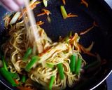 咖哩炒麵的食譜步驟6照片