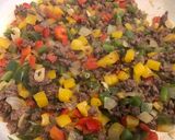 Foto del paso 5 de la receta: Guiso de carne molida y pimientos coloridos