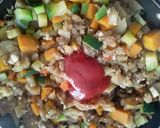 Foto del paso 7 de la receta: Berenjenas rellenas de zapallo, calabacín y queso... 🤔🤨🙄🍆🎃🥒🌶🧀🍆