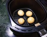 A picture of step 22 of Litti Chokha.