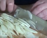 A picture of step 1 of Boulangère Potatoes.