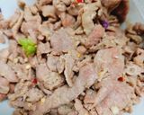 Hình bước làm 1 của món Gỏi bò bắp cải tím