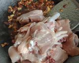Foto langkah ke 4 dari resep Ayam Kuah Tauco / Swikee Ayam.