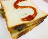 A picture of step 5 of Special Veg Sandwich.
