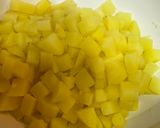 Joghurtos csirke zöldborsós krumplipürével és párolt répával recept fázis 6 fotója