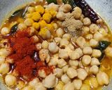 A picture of step 4 of Chole Taco.