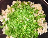 A picture of step 2 of Mushroom Kabab.