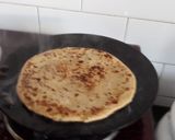 A picture of step 3 of Potato Parantha.