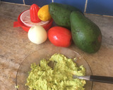 Foto del paso 1 de la receta: Guacamole argentino