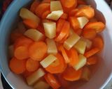 Foto langkah ke 1 dari resep Sup ayam rempah.