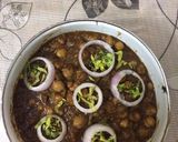 A picture of step 3 of Amritsari pindi chole.