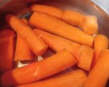 Foto del passaggio 5 della ricetta Polpo con patate su crema alle carote