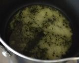 A picture of step 2 of Caramelised rice and vermicelli pudding.