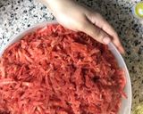 A picture of step 3 of Jhat pat muttka gajer ka halwa.