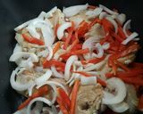 Foto del paso 5 de la receta: Patas y muslos de pollo a la cacerola