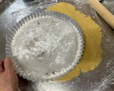 A picture of step 3 of Sakura Tart.