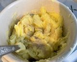 Une image de l'étape 11 de Purée de pommes de terre à l’ail, crème et gingembre.