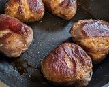 A picture of step 4 of ★ Meat-wrapped rice balls with butter and soy sauce flavour  ★.