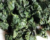 Foto langkah ke 2 dari resep Daun Singkong Masak Santan Manis.