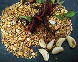A picture of step 3 of Hydrabadi masala dosa.