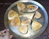 A picture of step 1 of Ilisher tel jhal recipe।.
