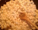 A picture of step 2 of Soft easy nougat.