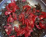 A picture of step 5 of Fried Omena(dagaa).