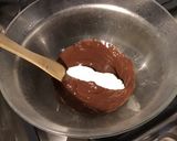 Une image de l'étape 3 de Bouchées de clémentines au chocolat.