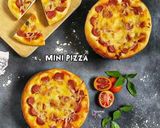 Foto langkah ke 7 dari resep Mini Pizza.