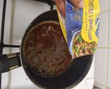 A picture of step 10 of Pan fried salmon with green beans and sauce.