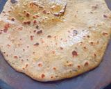 A picture of step 4 of Dal Paratha.