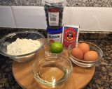 Foto del paso 2 de la receta Bizcocho de arándanos y lima