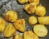 A picture of step 4 of Punjab aloo dum.