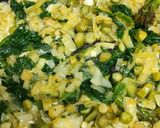 Foto del paso 3 de la receta: Orzo con espárragos, espinacas y guisantes