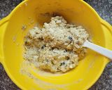 Foto del paso 3 de la receta: Bizcochitos con peras y arándanos