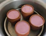 Authentic strawberry flavour mishti doi રેસીપી પગલું 2ફોટો