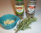 Foto del paso 2 de la receta: Champiñones pequeños al ajo y romero