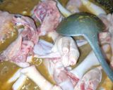 Gambar langkah 4 resipi Sup Ayam Mamak.