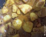 A picture of step 4 of Luchi and Aloo Dum.