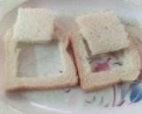 A picture of step 1 of Egg 🧀 cheese bread 🍞 😋 😍.
