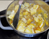 Foto del paso 3 de la receta: Guiso de calamar y pescado (rape, bacalao)