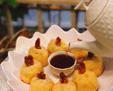 Hình bước làm 6 của món Walnut Moon Cakes (Bánh trung thu hạt óc chó)