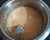 A picture of step 3 of Egg Halwa.