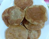A picture of step 4 of Poori.