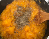 Foto del paso 3 de la receta: Salsa de zapallo para tallarines