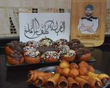 صورة لخطوة 1 من وصفة أطيب دونات 🍩 مع صلصة شوكولا ولا أروع 🍫