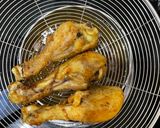 Foto langkah ke 7 dari resep Ayam tahu tempe ungkep bumbu kuning.