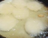 A picture of step 4 of Konday or meethi tikkiya.