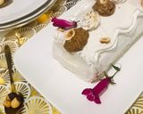 Une image de l'étape 9 de Bûche à la vanille, choco- bons et praliné.